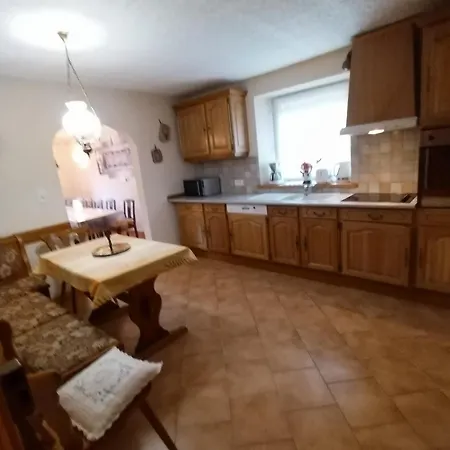 Maison De Chez Louis